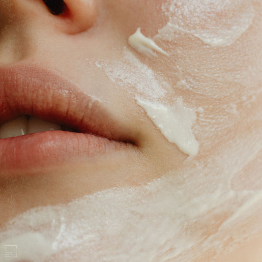 Feuchtigkeitspflege in Schichten: Die K-Beauty-Methode